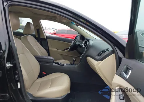 2015 Kia Optima Ex z USA, uszkodzony, nr VIN 5XXGN4A7XFG505781